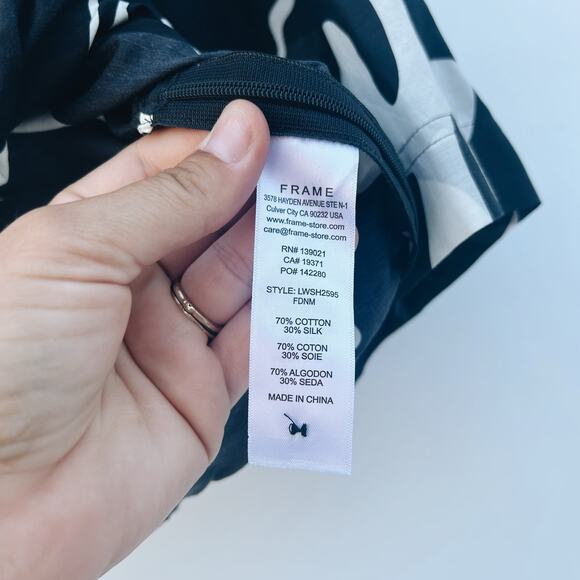 New Frame Cropped Silk Blend Twist Front Knot Top Black White Shirt Button XS - Picture 8 of 9